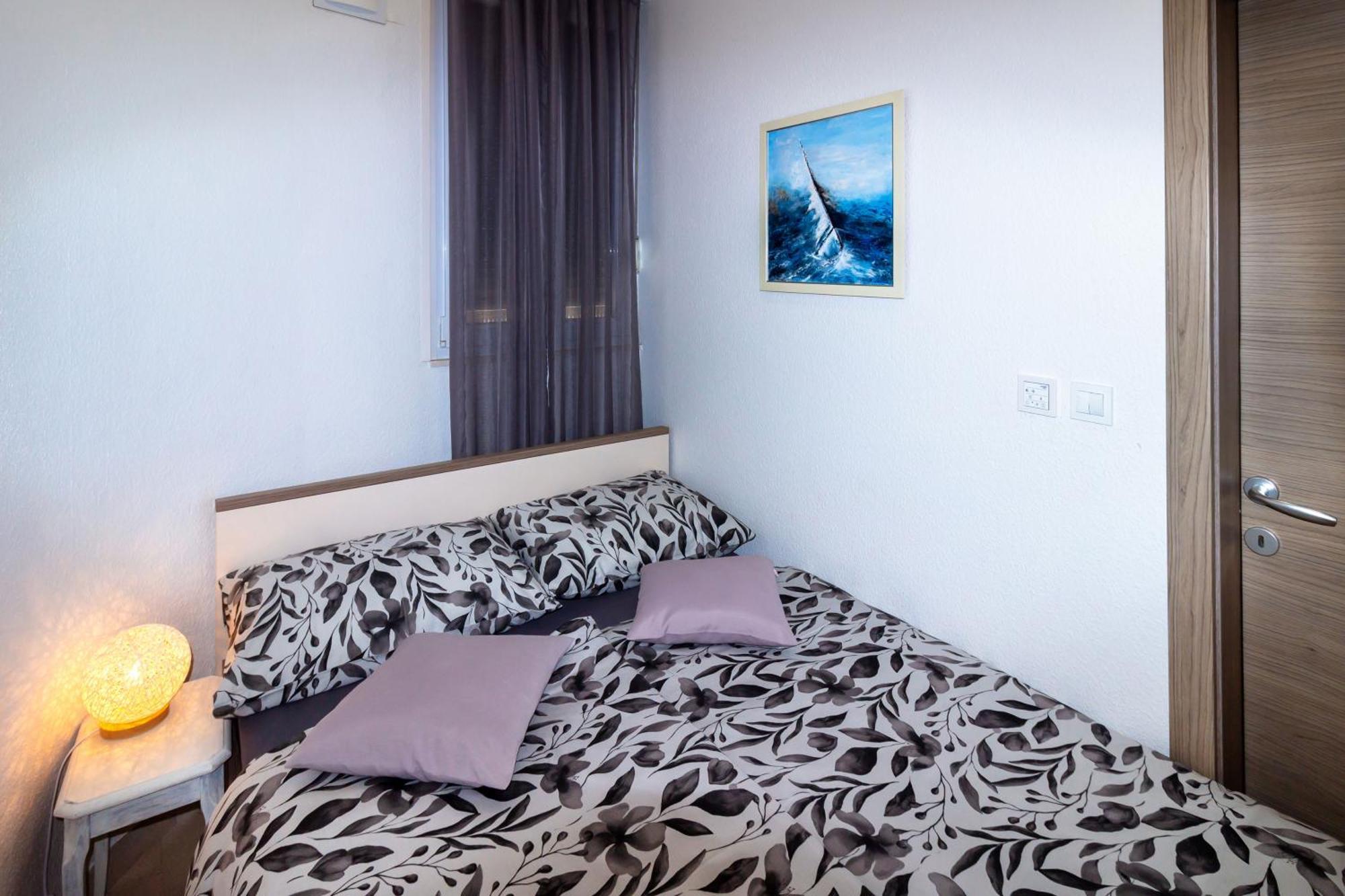 Moon Apartment سبليت المظهر الخارجي الصورة